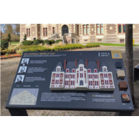 2025 - Table sensorielle "Autour du château"